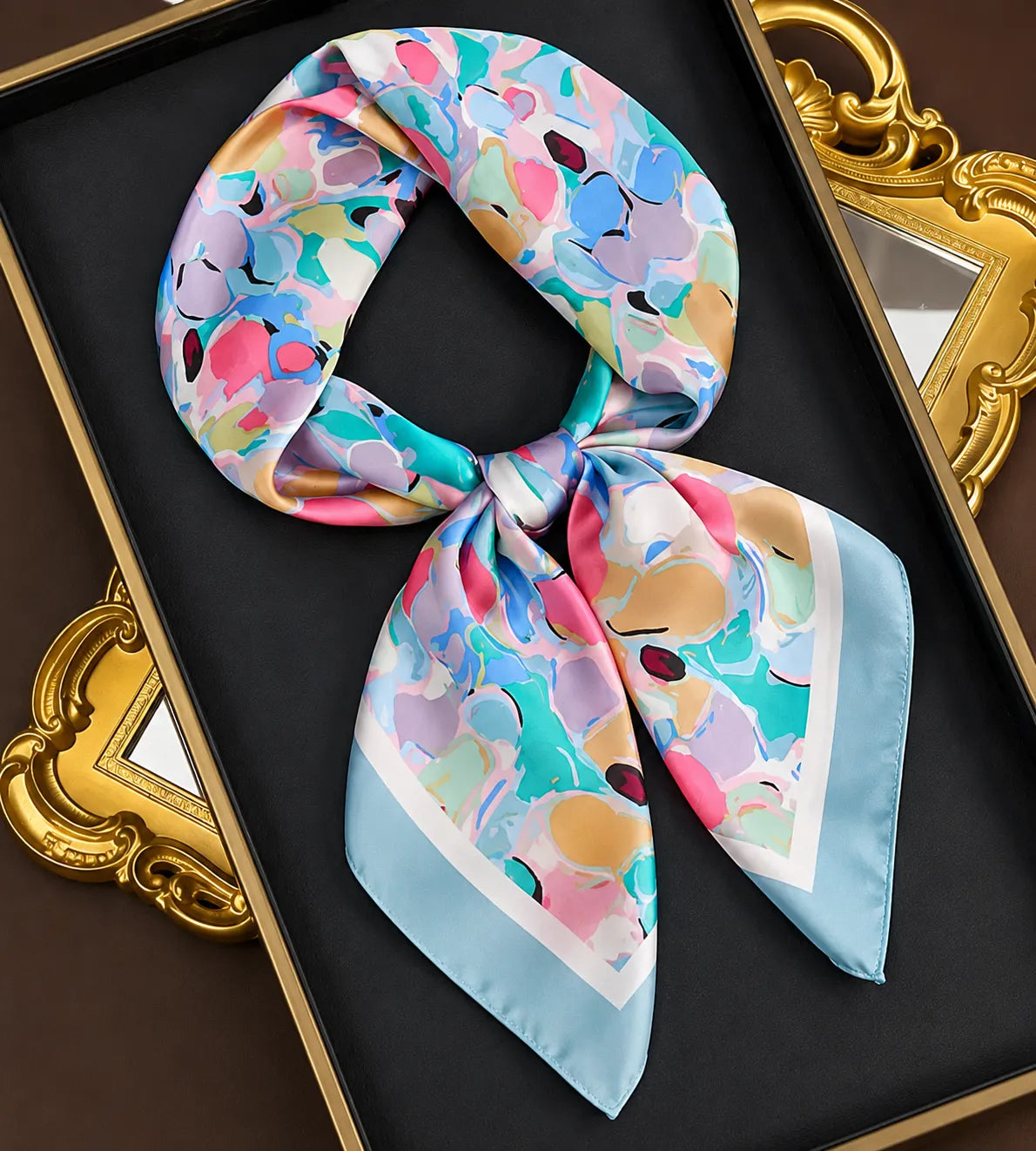 Lenço Feminino Estampado 70 × 70 cm – Toque Acetinado