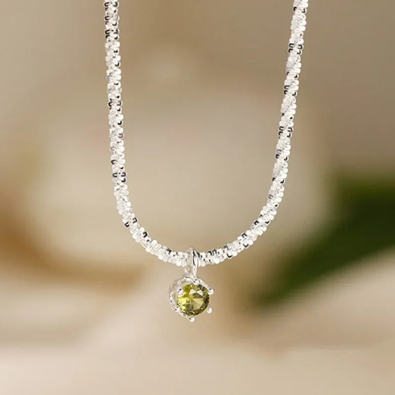Colar Feminino em Prata 925 com Pendente Brilhante