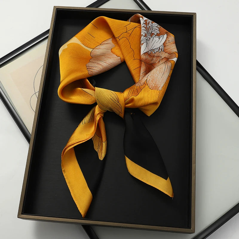 Lenço Feminino Estampado 70 × 70 cm – Toque Acetinado