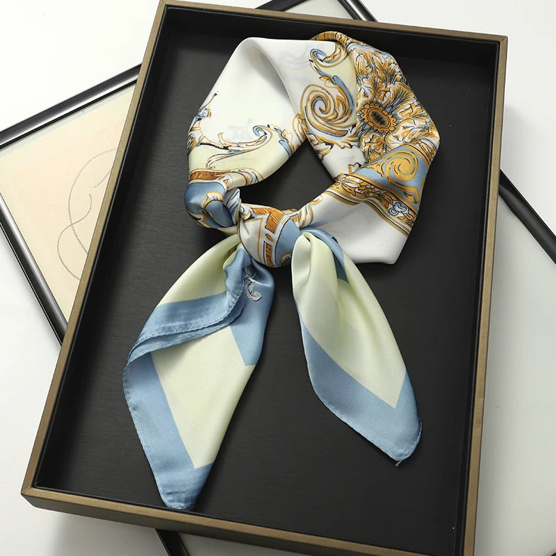 Lenço Feminino Estampado 70 × 70 cm – Toque Acetinado