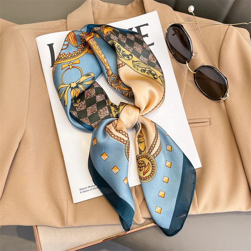 Lenço Feminino Estampado 70 × 70 cm – Toque Acetinado